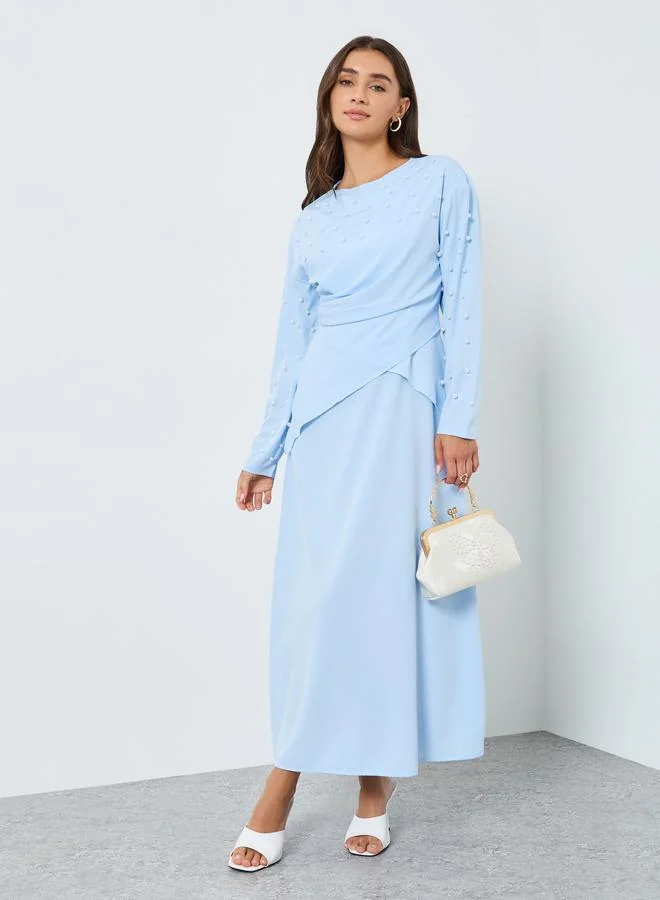 ستايلي فستان ميدي مزين باللؤلؤ